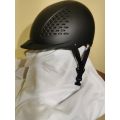 Kask jeździecki K33
