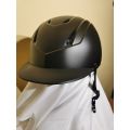 Kask jeździecki K38