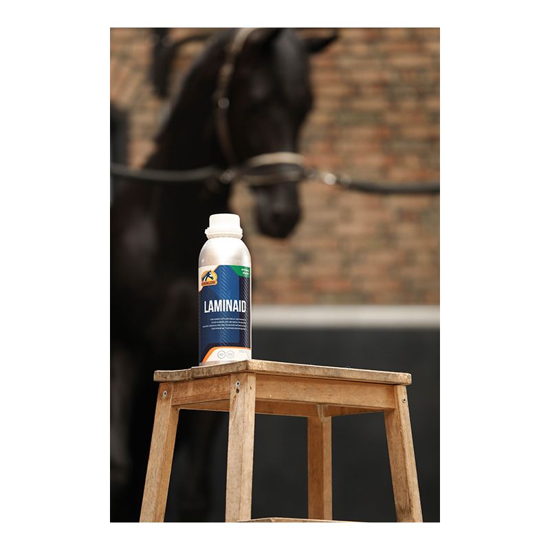 Suplement na ochwat u konia Cavalor LaminAid 500 ml