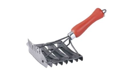 Zgrzebło metalowe dla bydła z grzebieniem 12x12,5 cm Kerbl