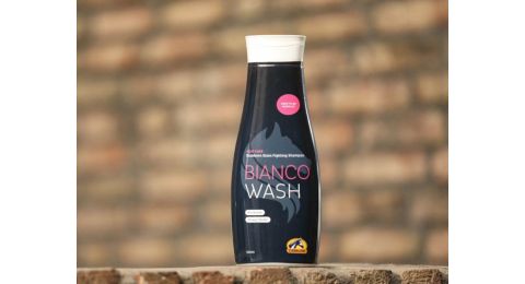 Szampon dla koni siwych Cavalor Bianco Wash 500 ml