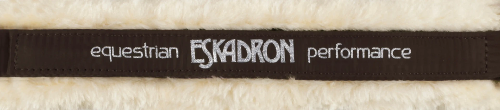 Nachrapnik kantara z futerkiem Eskadron