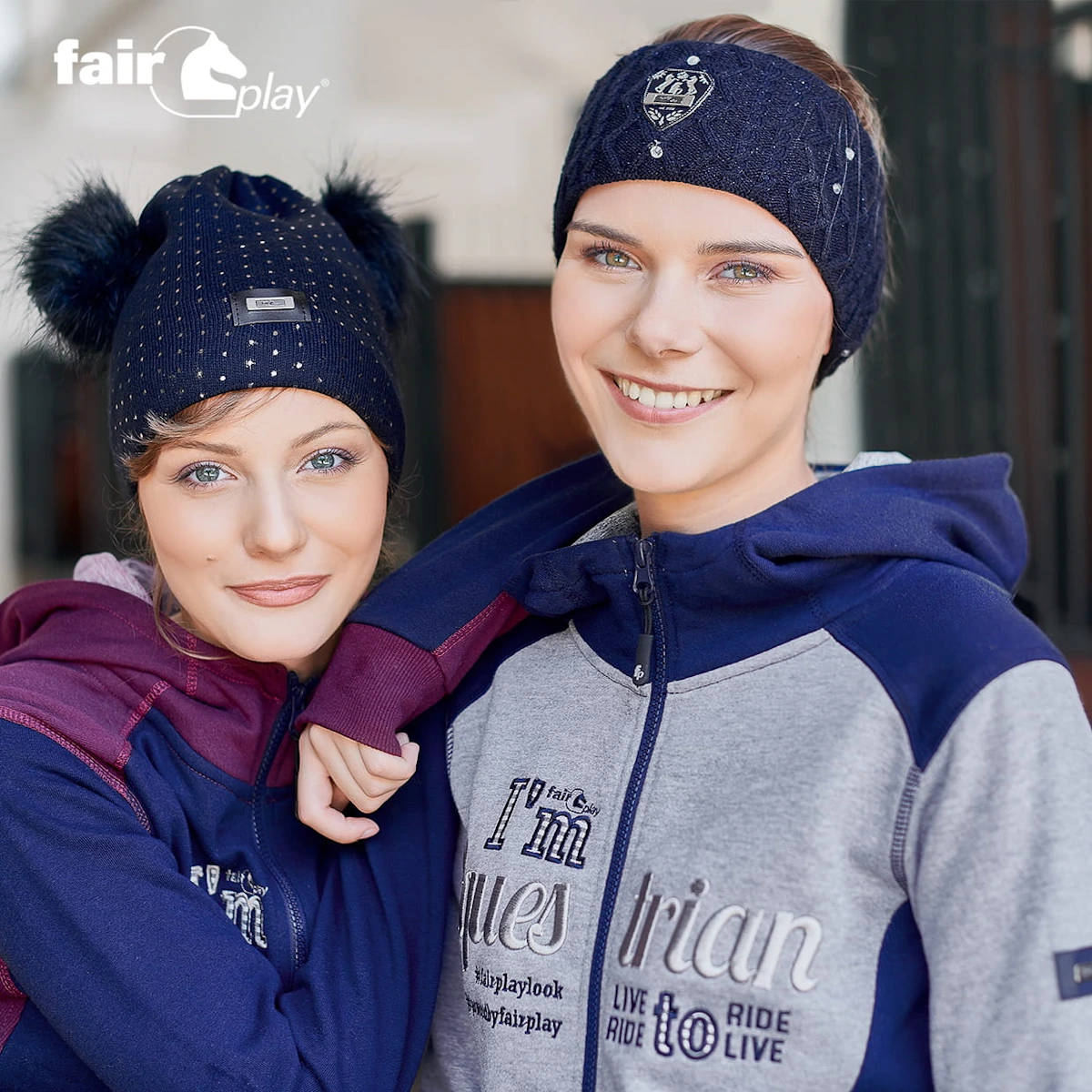 Modelki przedstawiające bluzy Fair Play Sonia